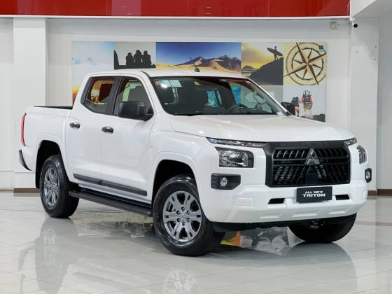 MITSUBISHI TRITON 2.4 BITURBO DIESEL CD GLS 4X4 AUTOMÁTICO